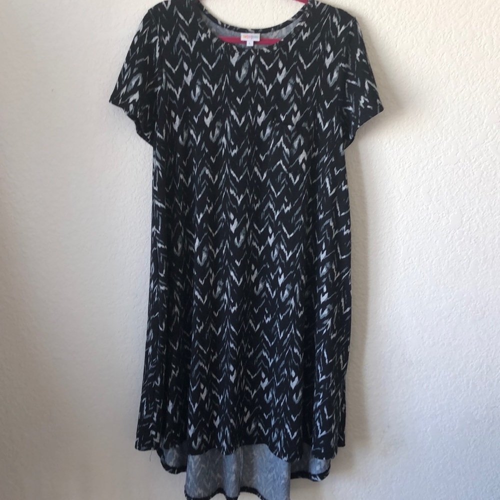 🖤Lularoe Carly🖤